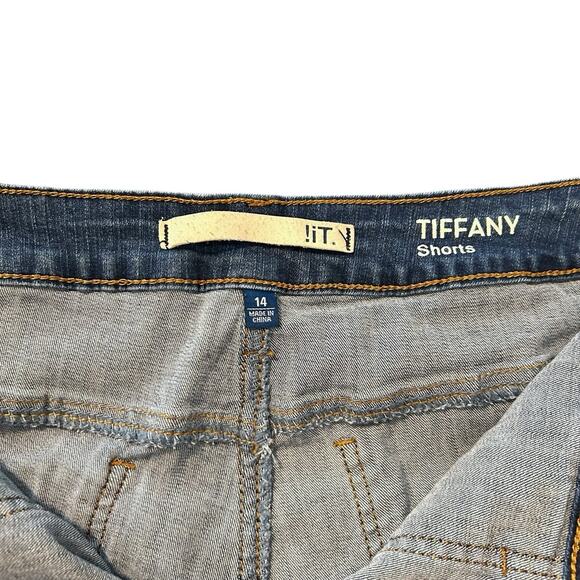 !iT Tiffany Jean Shorts Size 14 Blue Denim Distressed Zip Fly Stretch Modest - Picture 6 of 7